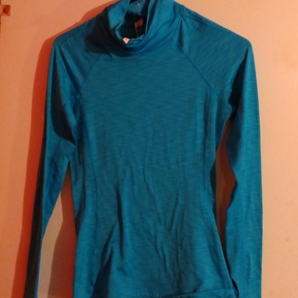 Long sleeve under armour turtleneck